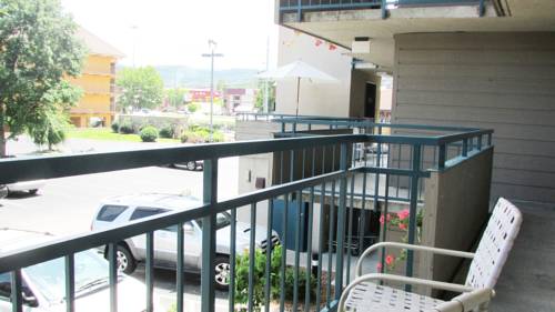 Imagen de la habitación del Hotel Arbors At Island Landing and Suites. Foto 3