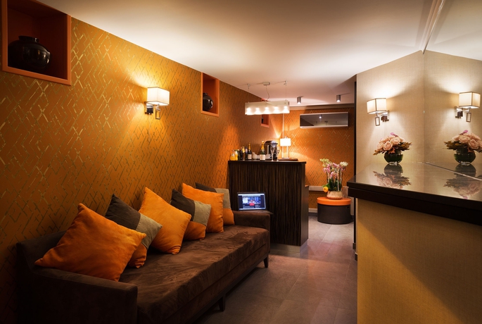 Imagen de los interiores del Hotel Arc Elysees. Foto 13