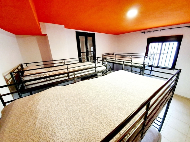 Imagen de la habitación del Hotel Arc House Ribera - Hostel. Foto 8