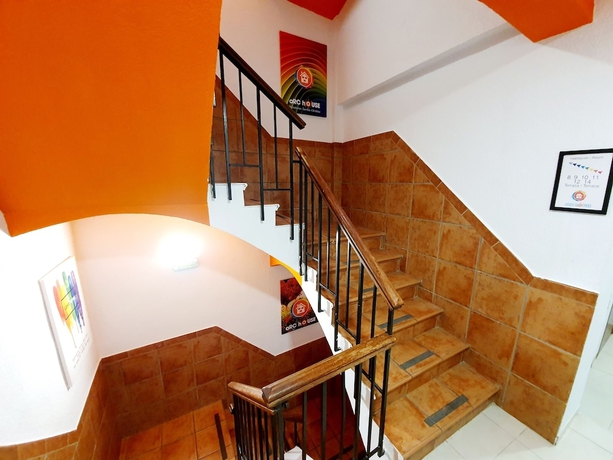 Imagen de los interiores del Hotel Arc House Ribera - Hostel. Foto 19