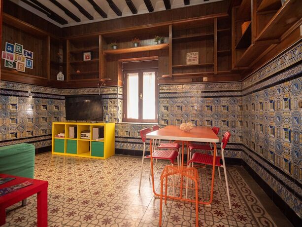 Imagen general del Hotel Arc House Sevilla - Hostel. Foto 7