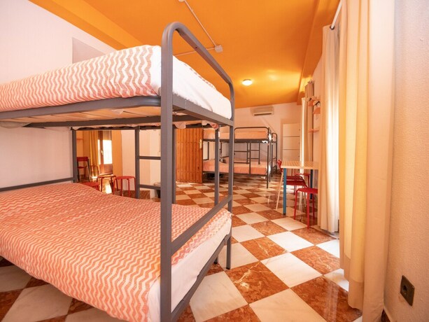 Imagen de la habitación del Hotel Arc House Sevilla - Hostel. Foto 20