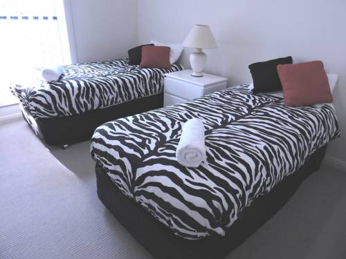 Imagen de la habitación del Hotel Arc Resort. Foto 6