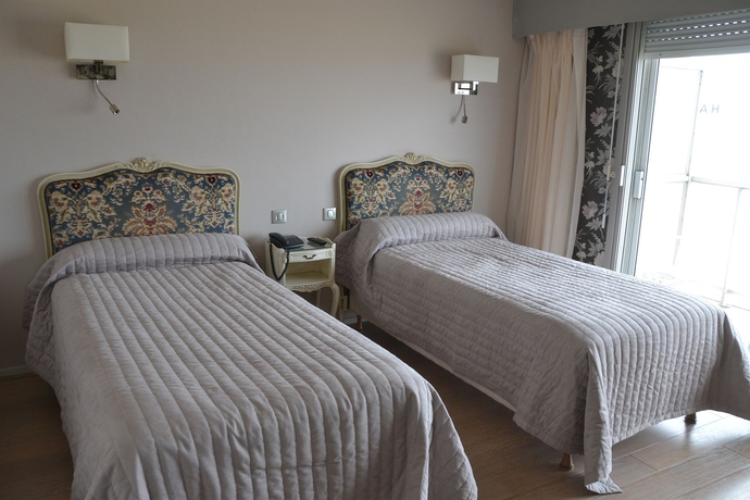 Imagen de la habitación del Hotel Arc Sur Mer. Foto 5