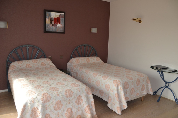 Imagen de la habitación del Hotel Arc Sur Mer. Foto 6