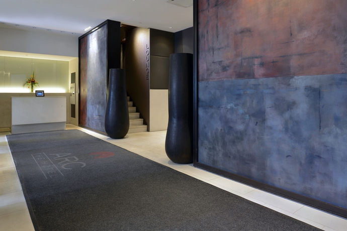 Imagen de los interiores del Hotel Arc The. Foto 13