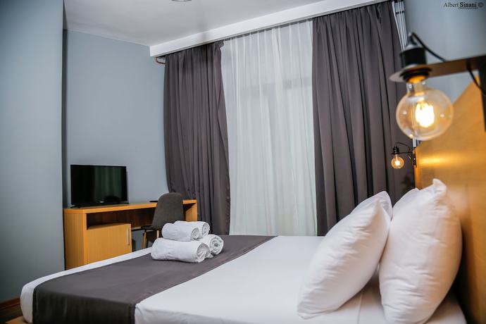 Imagen de la habitación del Hotel Arc Tirana. Foto 18