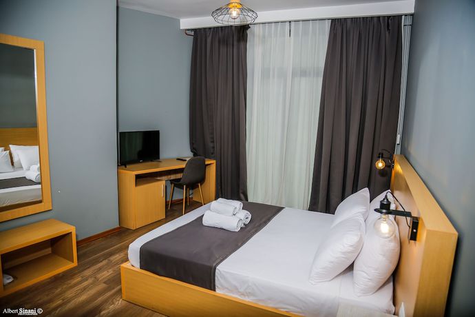 Imagen de la habitación del Hotel Arc Tirana. Foto 19