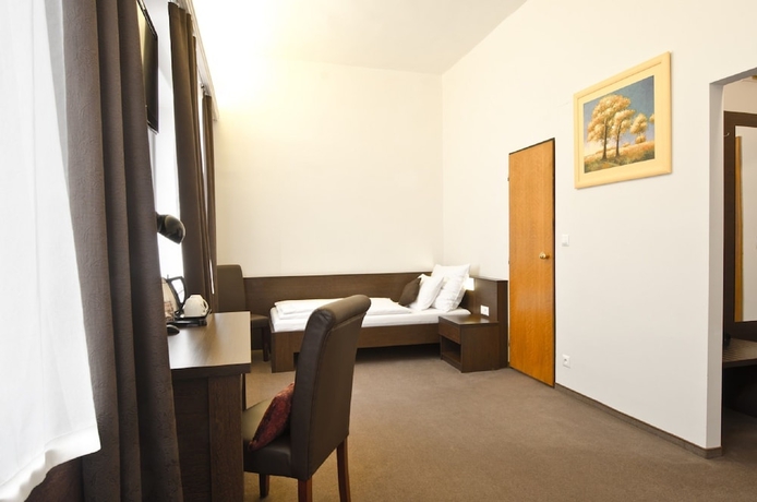 Imagen de la habitación del Hotel Arcade, Banska Bystrica. Foto 9