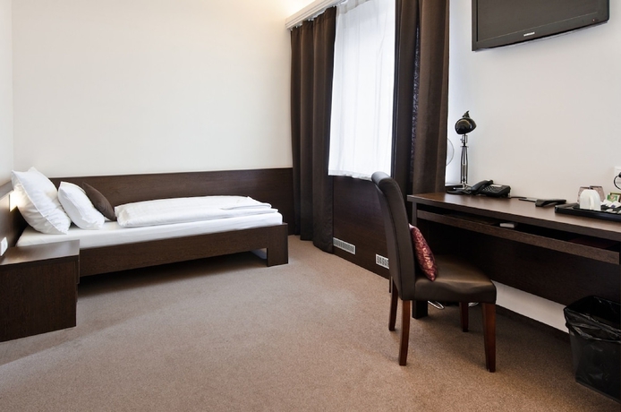 Imagen de la habitación del Hotel Arcade, Banska Bystrica. Foto 14