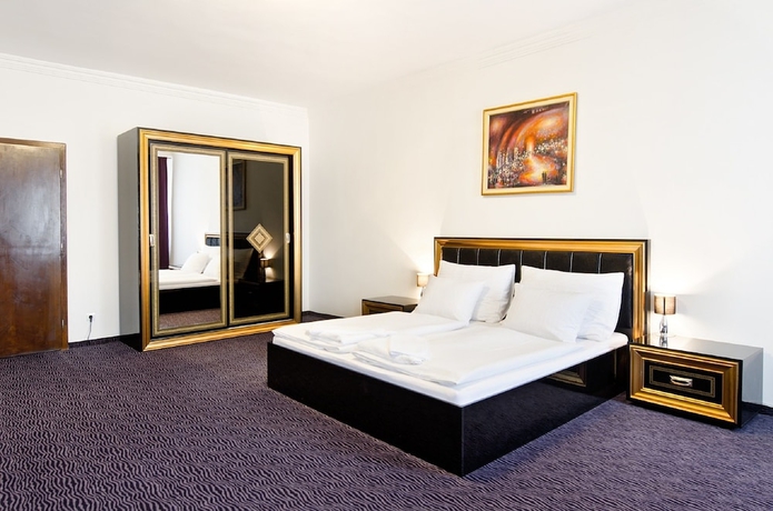 Imagen de la habitación del Hotel Arcade, Banska Bystrica. Foto 16