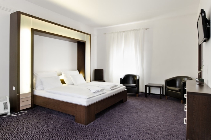 Imagen de la habitación del Hotel Arcade, Banska Bystrica. Foto 17