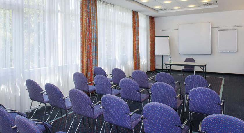 Imagen de los interiores del Hotel Arcadia Hotel Amberg. Foto 9