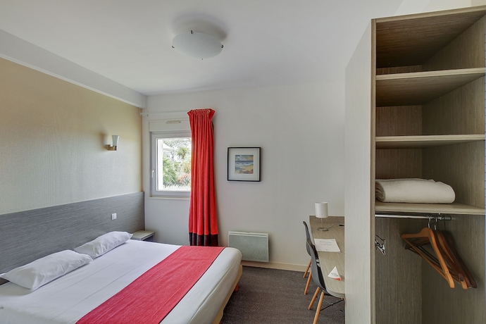 Imagen de la habitación del Hotel Arcadia, LANNION. Foto 7