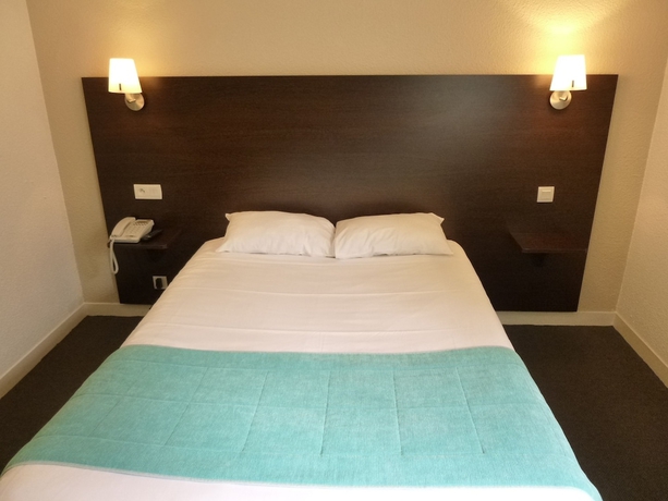 Imagen de la habitación del Hotel Arcadia, LANNION. Foto 13