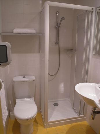 Imagen de la habitación del Hotel Arcadia, LANNION. Foto 19
