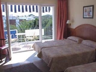 Imagen de la habitación del Hotel Arcadia, Sitges. Foto 4