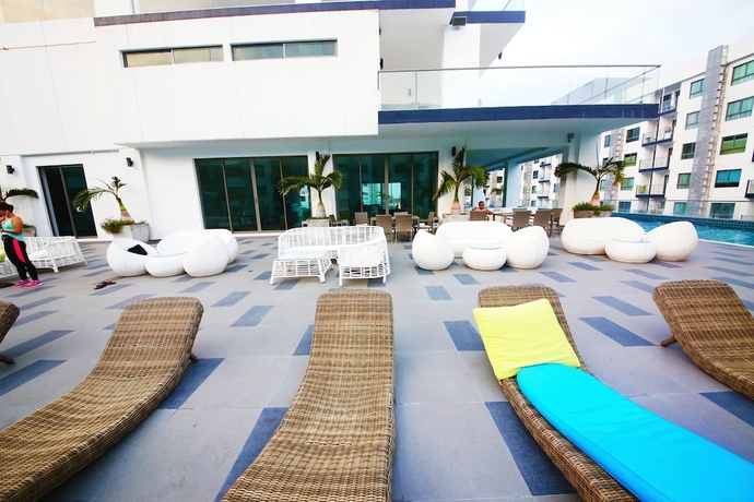 Imagen de la habitación del Hotel Arcadia Waters Condo Resort Pattaya. Foto 11