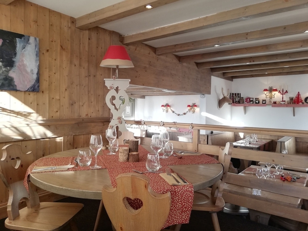 Imagen del bar/restaurante del Hotel Arcadien and Spa. Foto 3