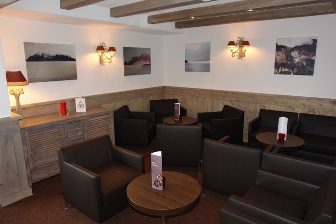 Imagen del bar/restaurante del Hotel Arcadien and Spa. Foto 10