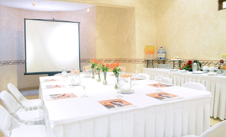 Imagen de los interiores del Hotel Arcangel. Foto 10