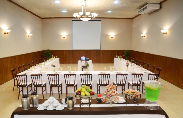 Imagen de los interiores del Hotel Arcangel. Foto 15