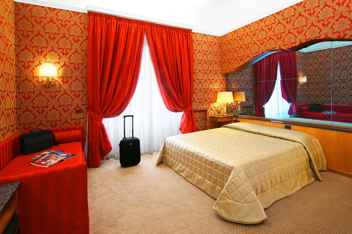 Imagen de la habitación del Hotel Arcangelo, Via Cola del Rienzo. Foto 7