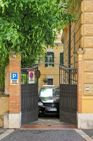 Imagen general del Hotel Arcangelo, Via Cola del Rienzo. Foto 1