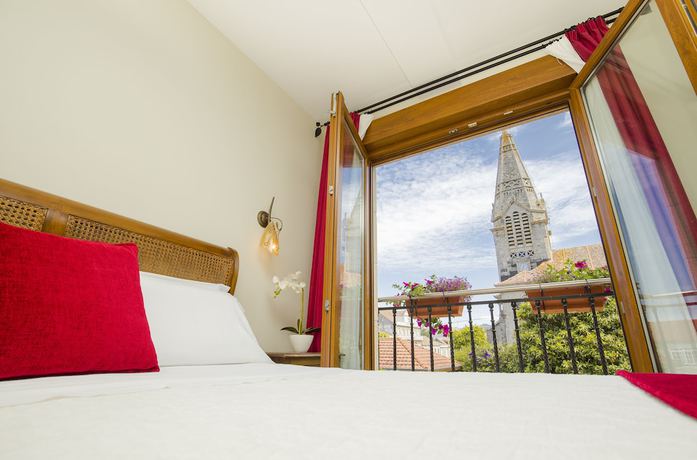 Imagen de la habitación del Hotel Arce Baiona. Foto 5