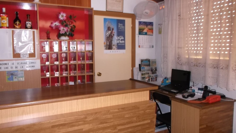 Imagen de los interiores del Hotel Arce. Foto 19