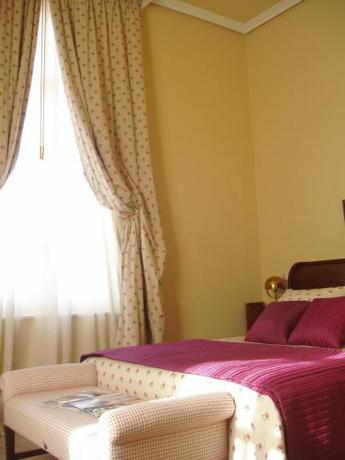 Imagen de la habitación del Hotel Arcea Palacio de las Nieves. Foto 19