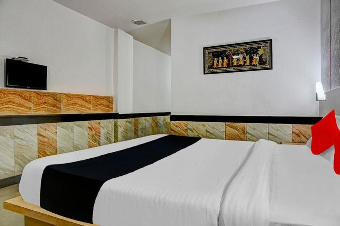 Imagen de la habitación del Hotel Arch Manor Deluxe. Foto 4