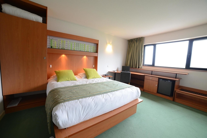 Imagen de la habitación del Hotel Archamps Porte Sud De Geneve. Foto 8