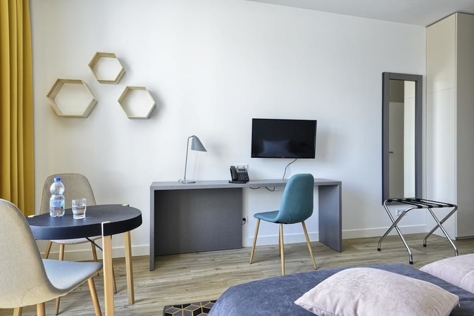 Imagen de la habitación del Hotel Arche Poloneza. Foto 8