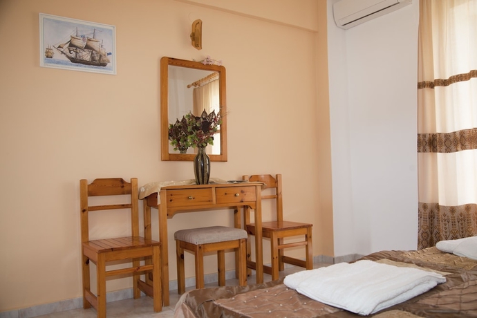 Imagen de la habitación del Hotel Archodia Studios. Foto 9