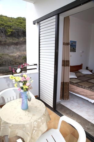 Imagen de la habitación del Hotel Archodia Studios. Foto 17