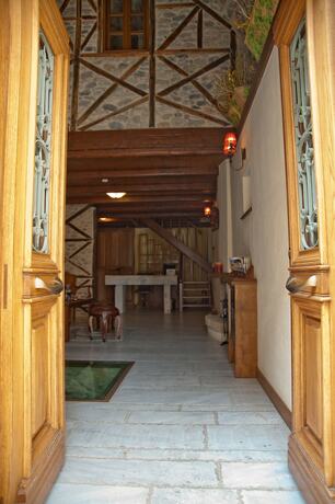 Imagen general del Hotel Archontiko Hatzipanayiotis. Foto 11