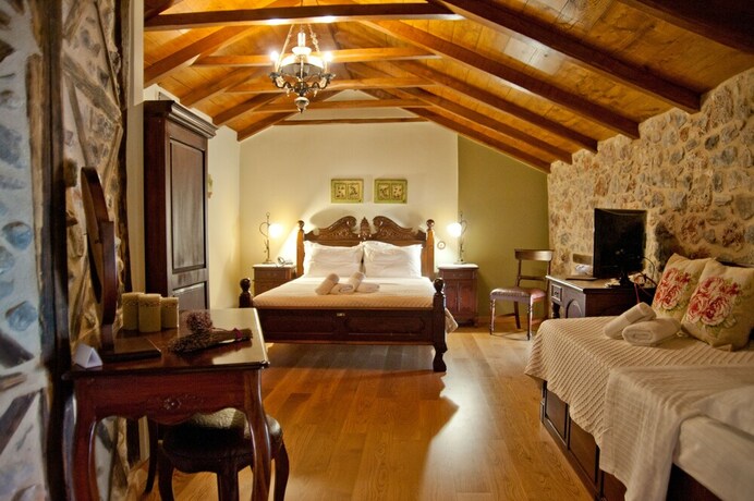 Imagen de la habitación del Hotel Archontiko Hatzipanayiotis. Foto 20