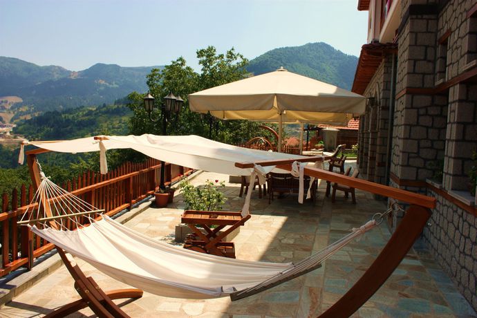 Imagen de la piscina del Hotel Archontiko Metsovou Boutique. Foto 15