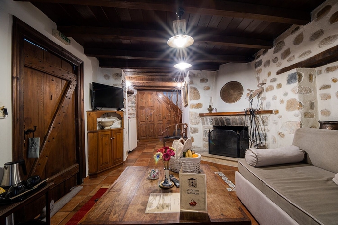 Imagen de la habitación del Hotel Archontiko Naoumidi. Foto 6