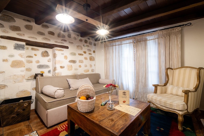 Imagen de la habitación del Hotel Archontiko Naoumidi. Foto 7