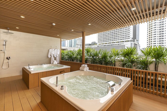 Imagen de la piscina del Hotel Arck, Bangkok. Foto 20