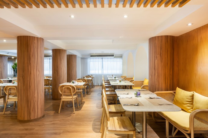 Imagen del bar/restaurante del Hotel Arck, Bangkok. Foto 4