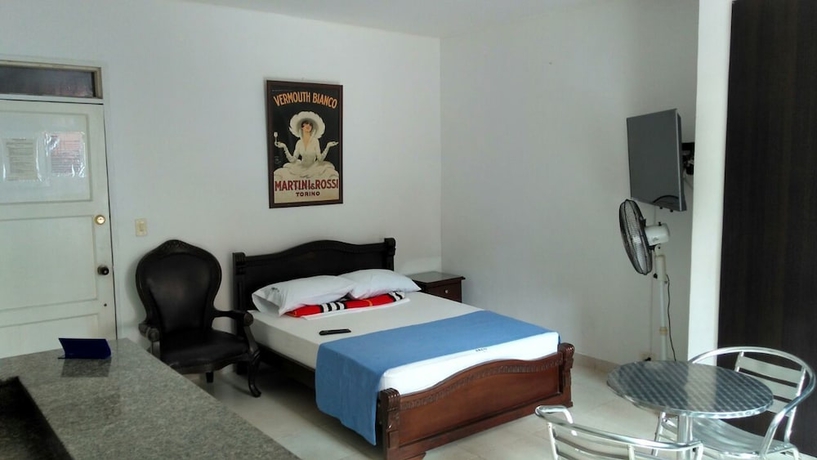 Imagen de la habitación del Hotel Arco Apartasuites. Foto 5