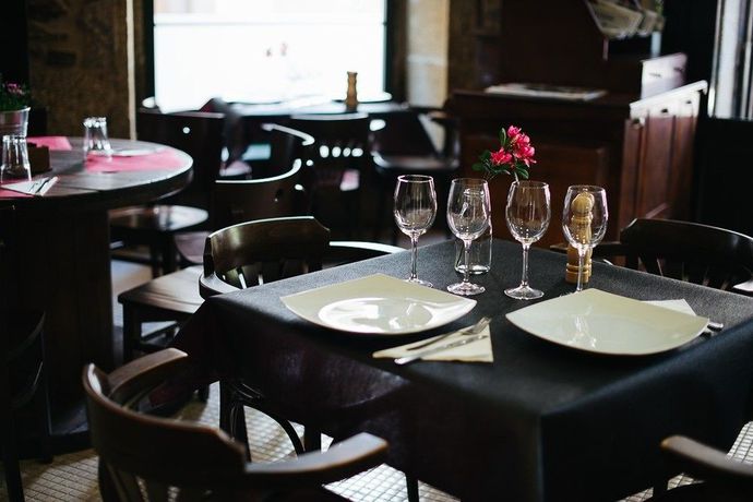 Imagen del bar/restaurante del Hotel Arco De Mazarelos. Foto 3