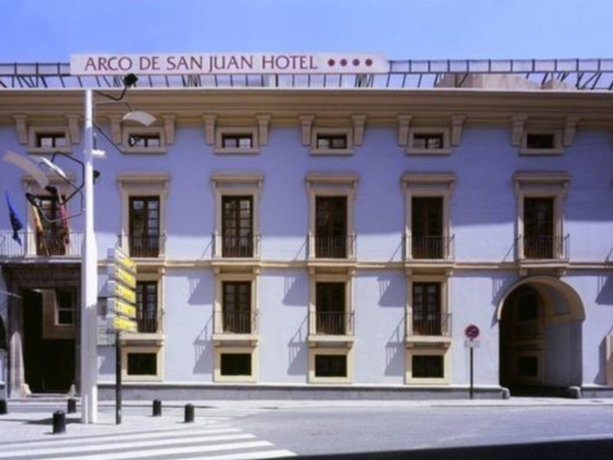 Imagen general del Hotel Arco De San Juan. Foto 4