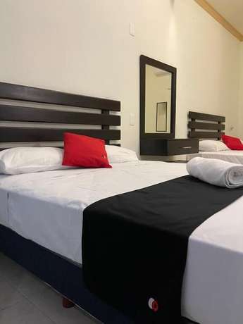 Imagen de la habitación del Hotel Arco Maya. Foto 8