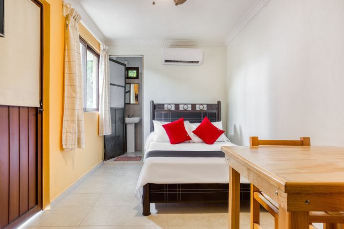 Imagen de la habitación del Hotel Arco Maya. Foto 13