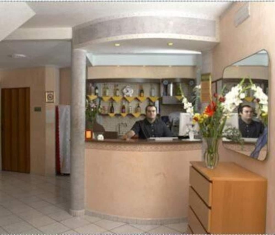 Imagen de los interiores del Hotel Arco, Mil&aacute;n. Foto 18