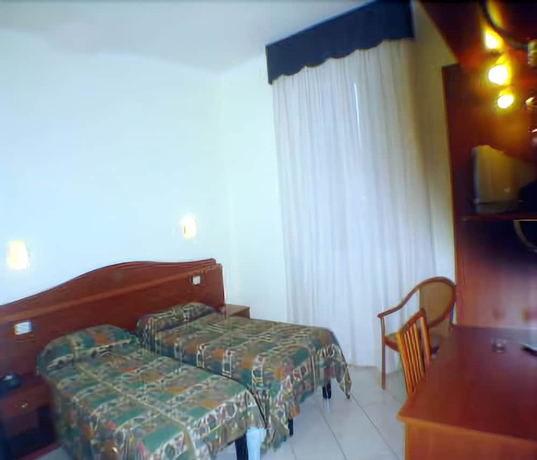 Imagen de la habitación del Hotel Arco, Mil&aacute;n. Foto 3
